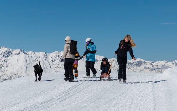 Your Guide to Planning the Perfect Family Ski Holiday with Children