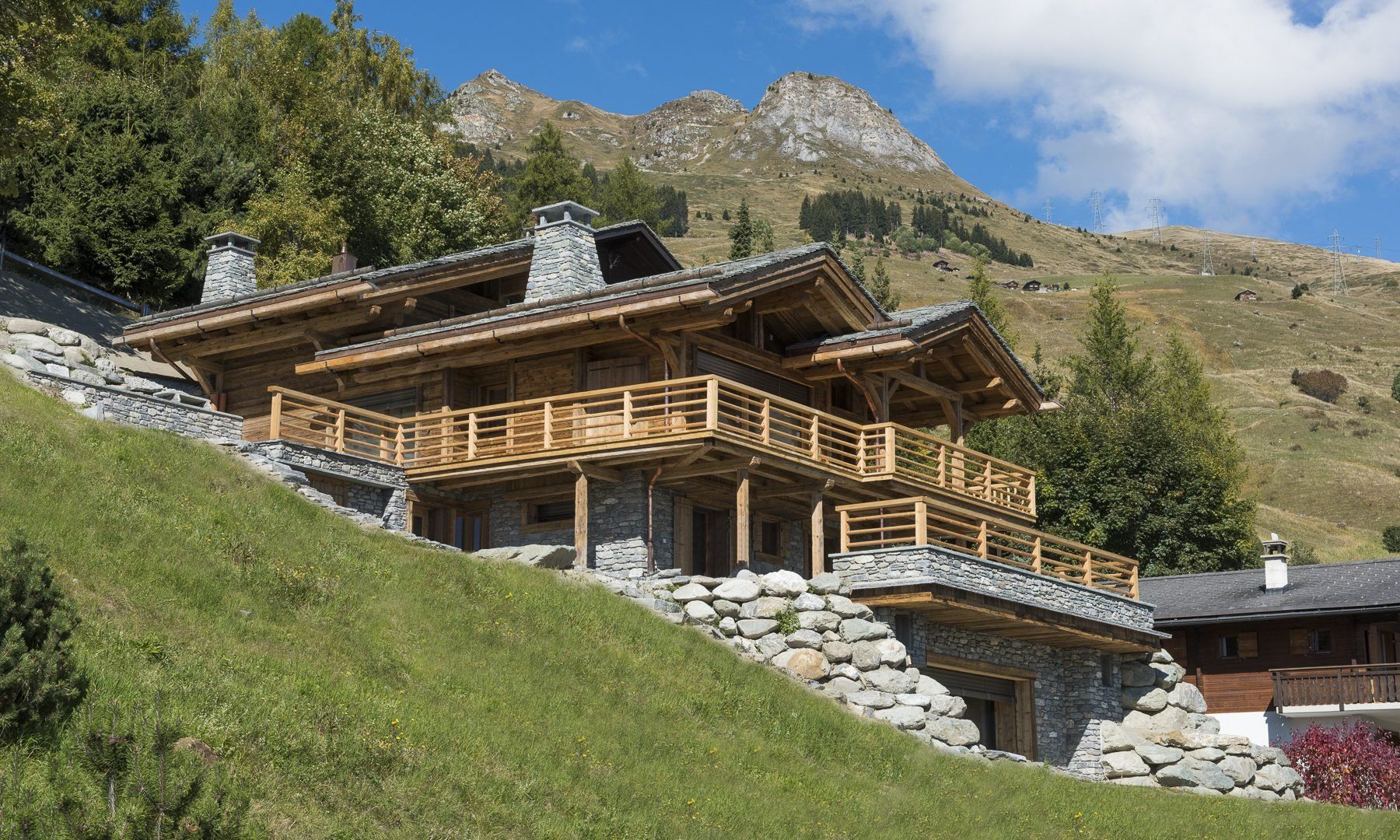 SOMPTUEUX CHALETS ALPINS