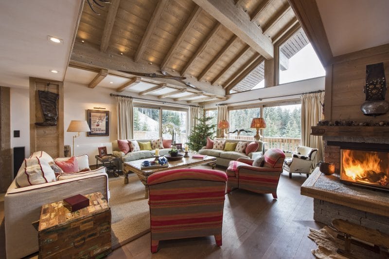 Chalet Valentine has been nominated for France's Best Ski Chalet at the World Ski Awards 2017. Here is the stylishly decorated living area.