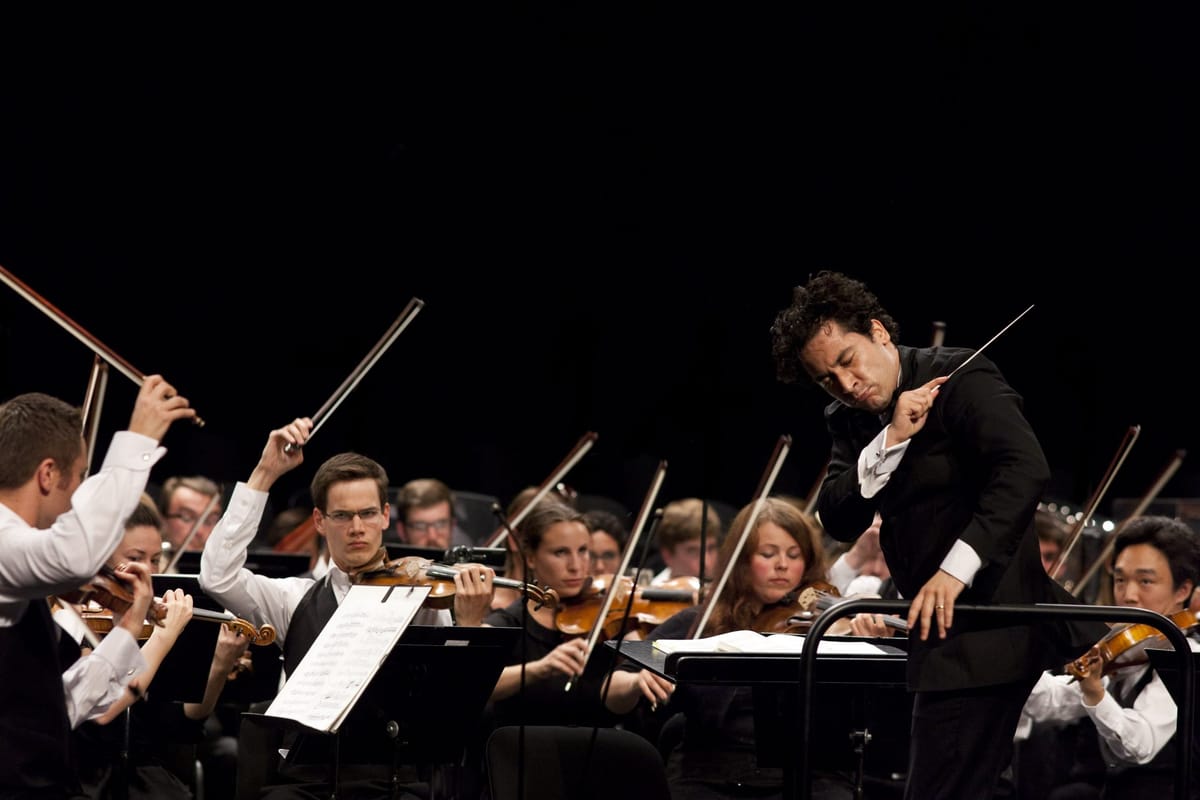 Andrés Orozco Estrade closing off the final dramatic crescendo of the Verbier Festival Orchestra